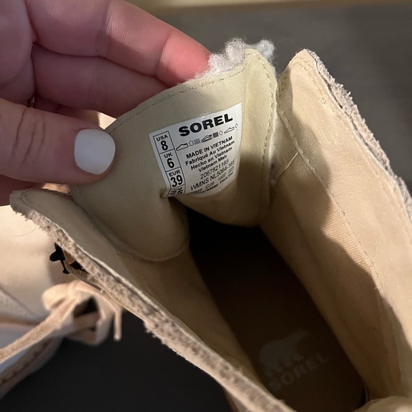 Sorel Joan Cozy Lace Up Boots NEW - Picture 10 of 12